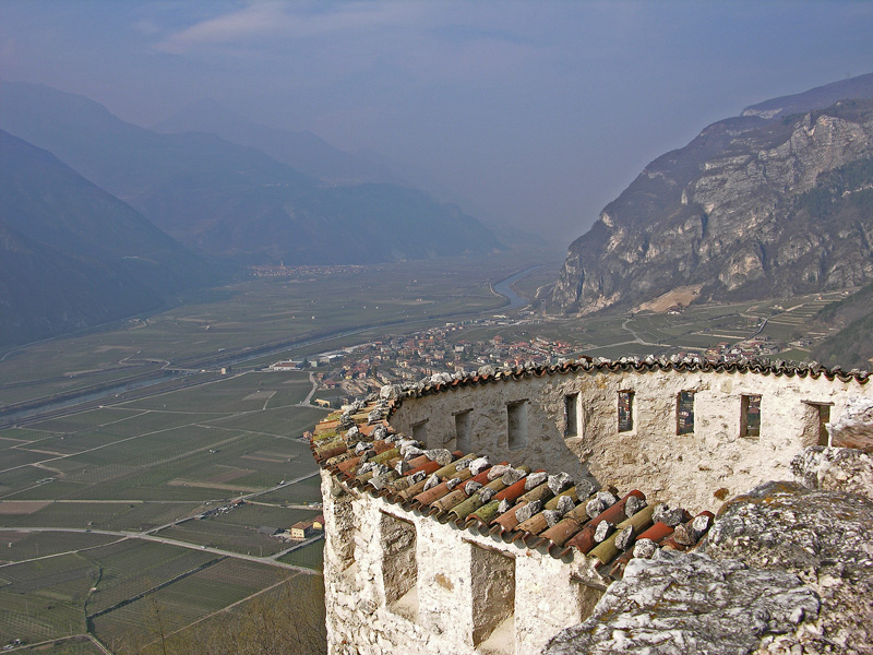 CASTEL BESENO